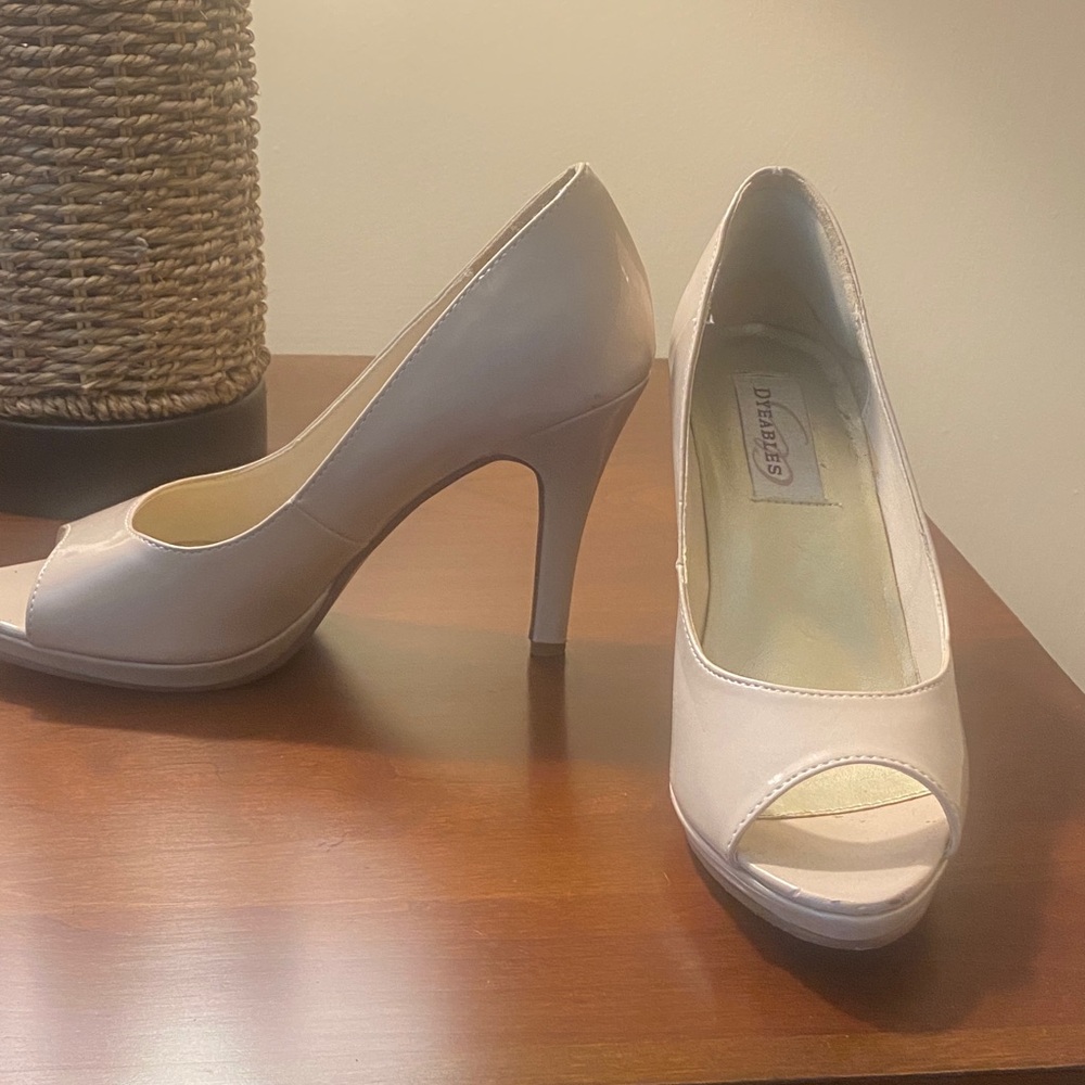 Elegant Cream Peep Toe Heels